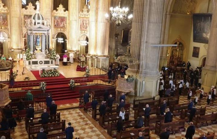 Apertura del centenario de la Agrupación de Cofradías de Pasión de Málaga (Catedral-Málaga)