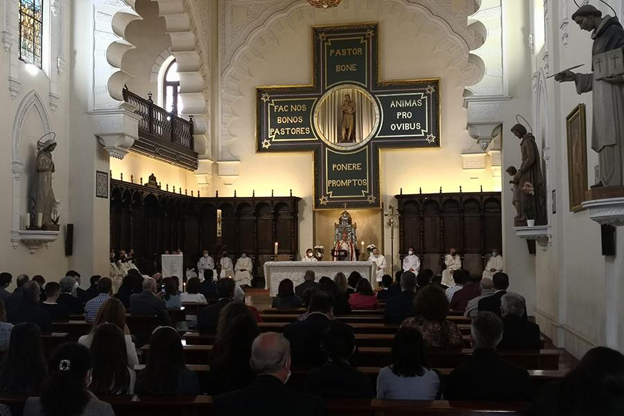 Nueve candidatos al Diaconado Permanente reciben los ministerios laicales del lectorado y acolitado