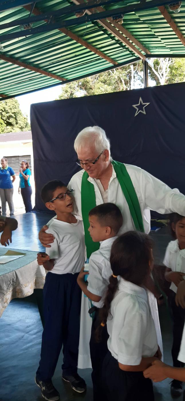 El misionero malagueño Manuel Lozano en Caicara del Orinoco en Venezuela