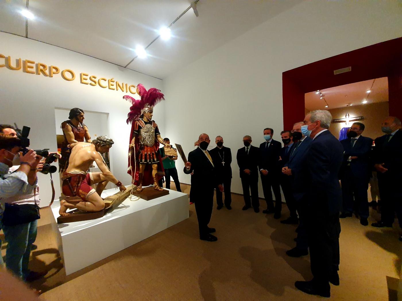 La Agrupación de Cofradías inaugura “Un siglo de esplendor”