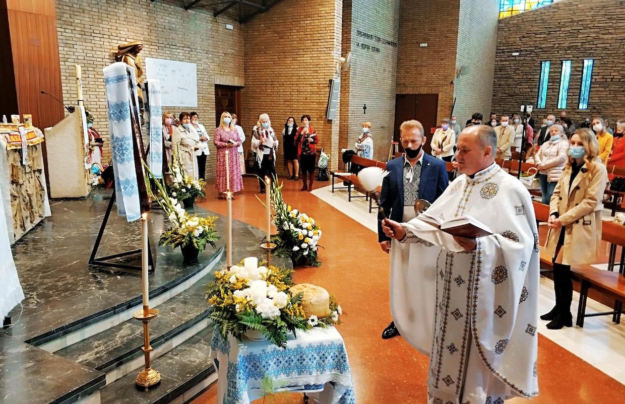 Los greco-católicos en Málaga celebran la Pascua