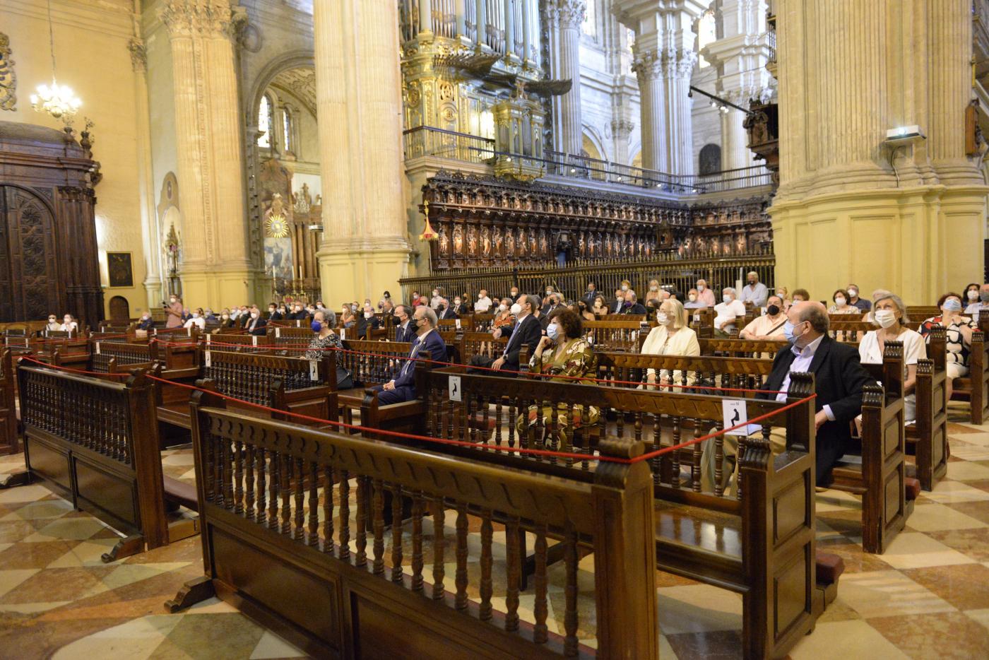 Toma de posesión de D. Adalberto Martínez Solaesa como miembro de la Academia de San Telmo // E. MARTÍNEZ