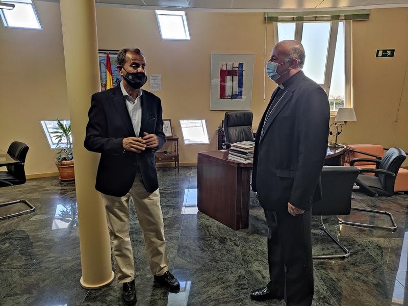 La Asamblea de Obispos del Sur y la RTVA firman un convenio de colaboración