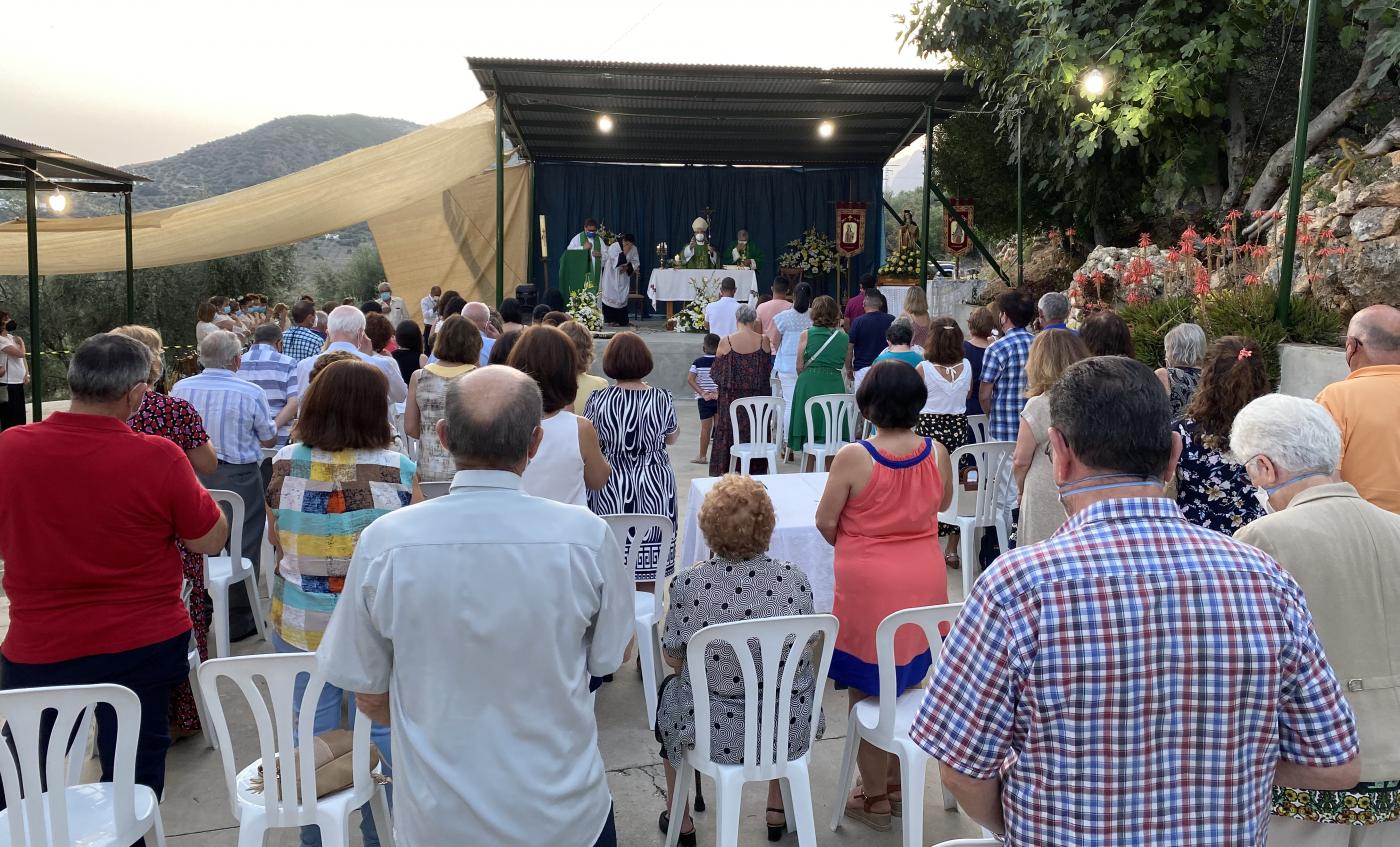 Visita Pastoral de D. Jesús Catalá a las pedanías de Los Marines y El Regalón, en Periana