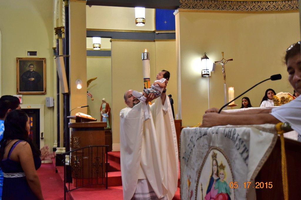 Óscar Martín en la parroquia de San Antonio de Padua (Diócesis de Newark, EEUU)