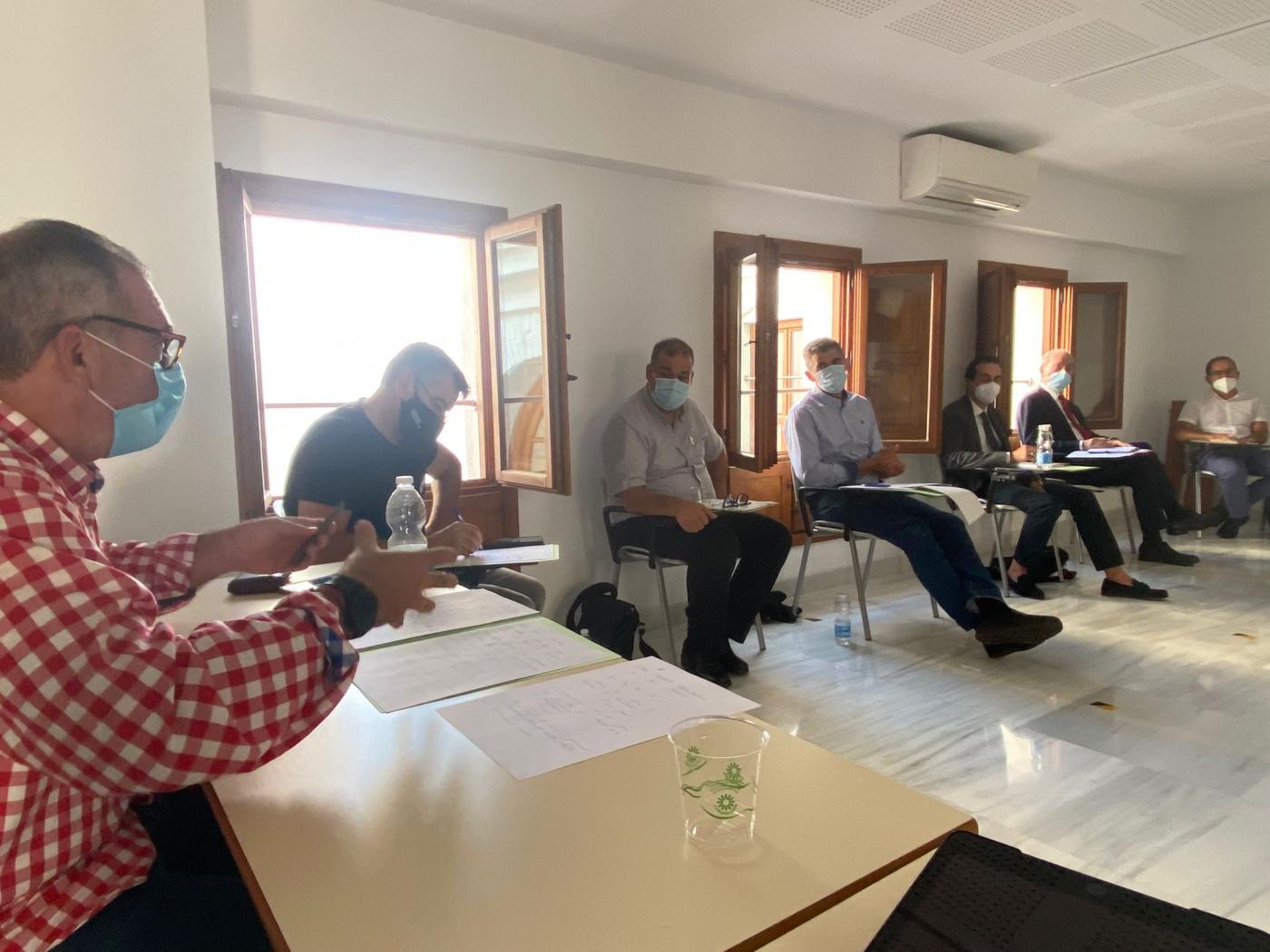 Personas de la política, la economía, lo social y la cultura debaten sobre la vida pública