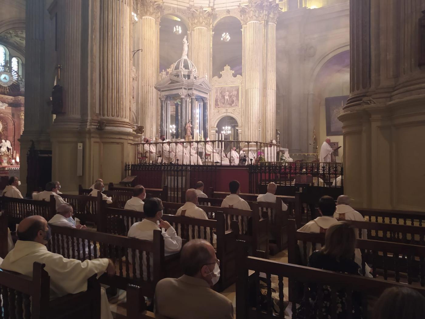 Celebración en la Catedral de Málaga de las bodas de oro episcopales de Mons. Ramón Buxarrais