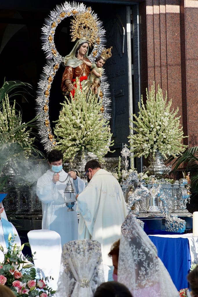 Misa en el día de Ntra. Sra. del Rosario, patrona de Fuengirola