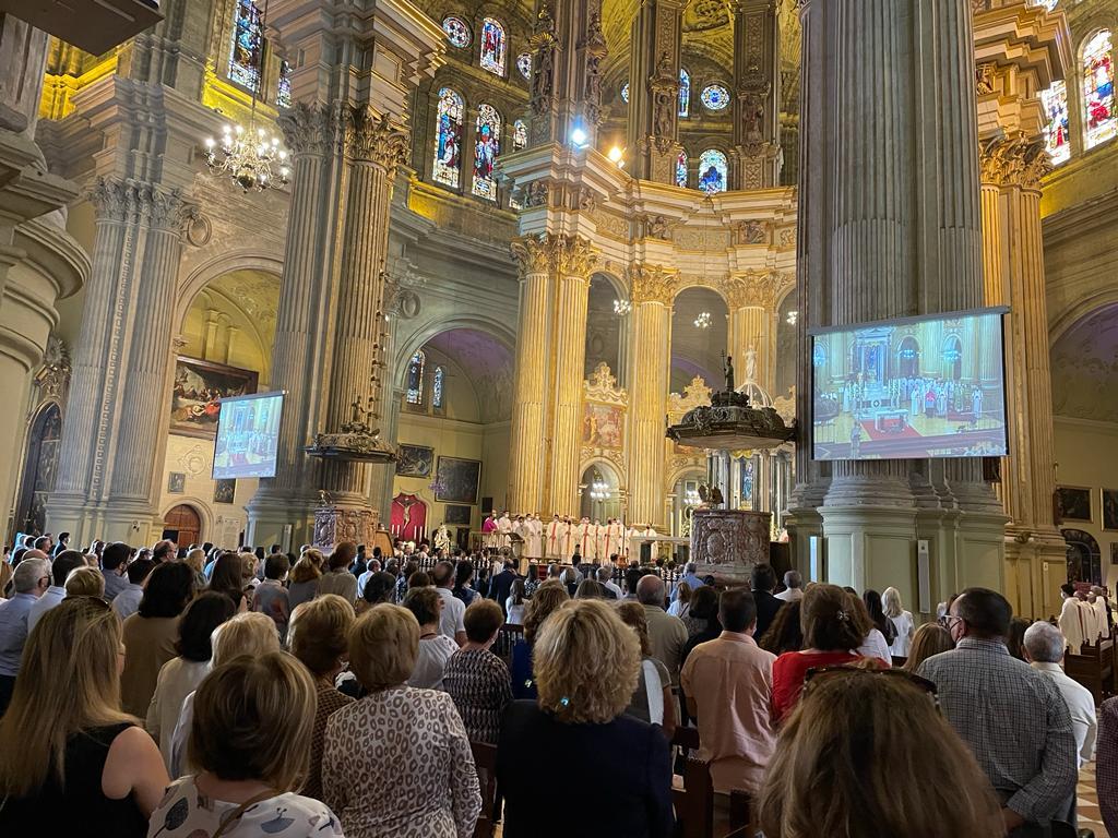 Ordenación diaconal de Aaron Benzaquen, Santiago Bremermann, Eduardo Muñoz, Rafael López y Juan Manuel Caracuel // E. LLAMAS