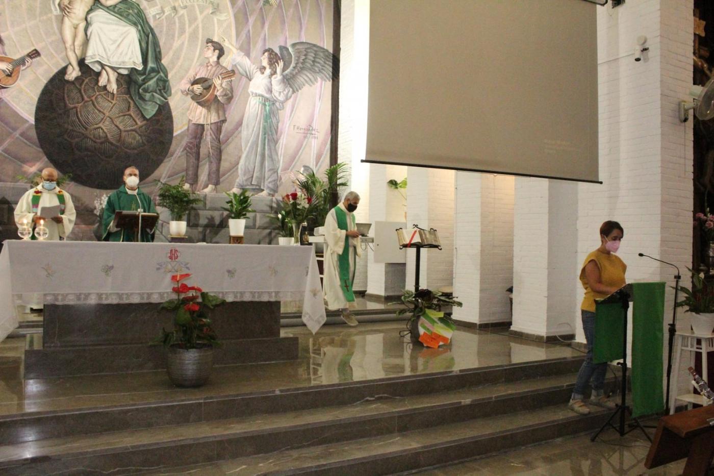Visita Pastoral del Sr. Obispo, D. Jesús Catalá, a la parroquia Nuestra Señora de los Ángeles