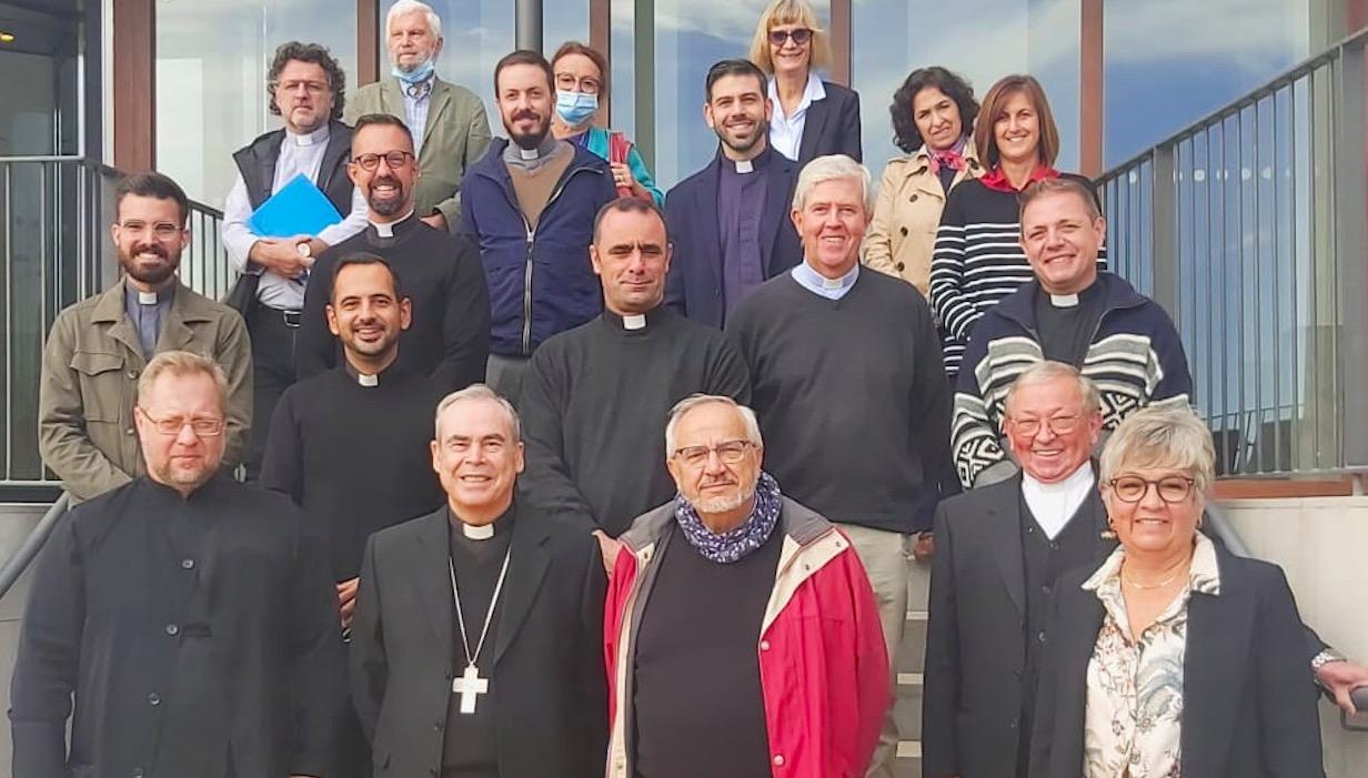 Encuentro ecuménico con el obispo de Málaga para abordar el Sínodo