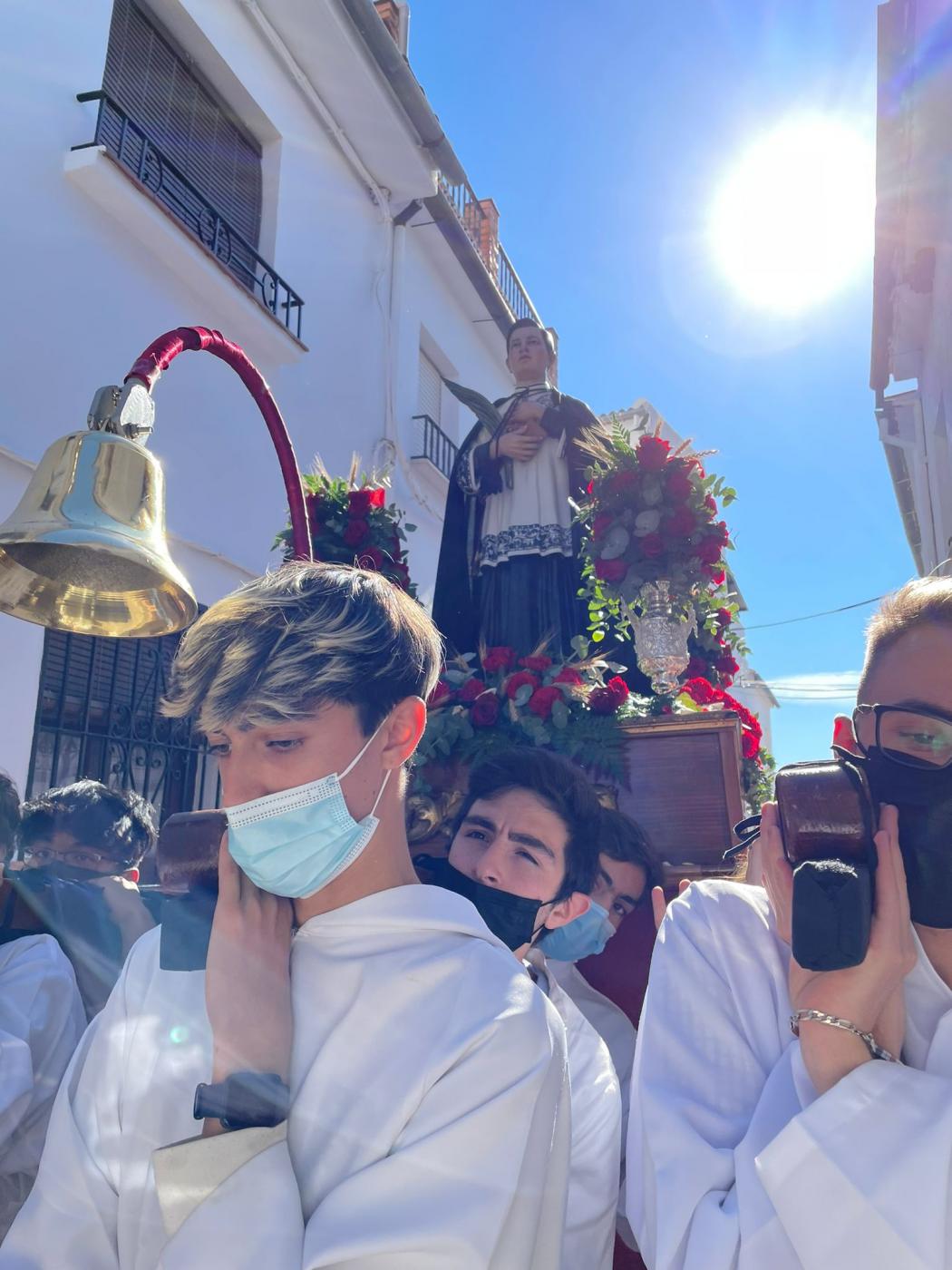 El Seminario Menor participó en la procesión con la imagen del beato Duarte por las calles de Yunquera