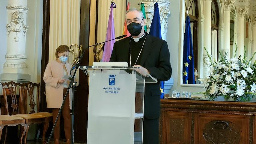 Mons. Catalá reclama un mayor apoyo político y social a la familia para luchar contra las adicciones de los jóvenes