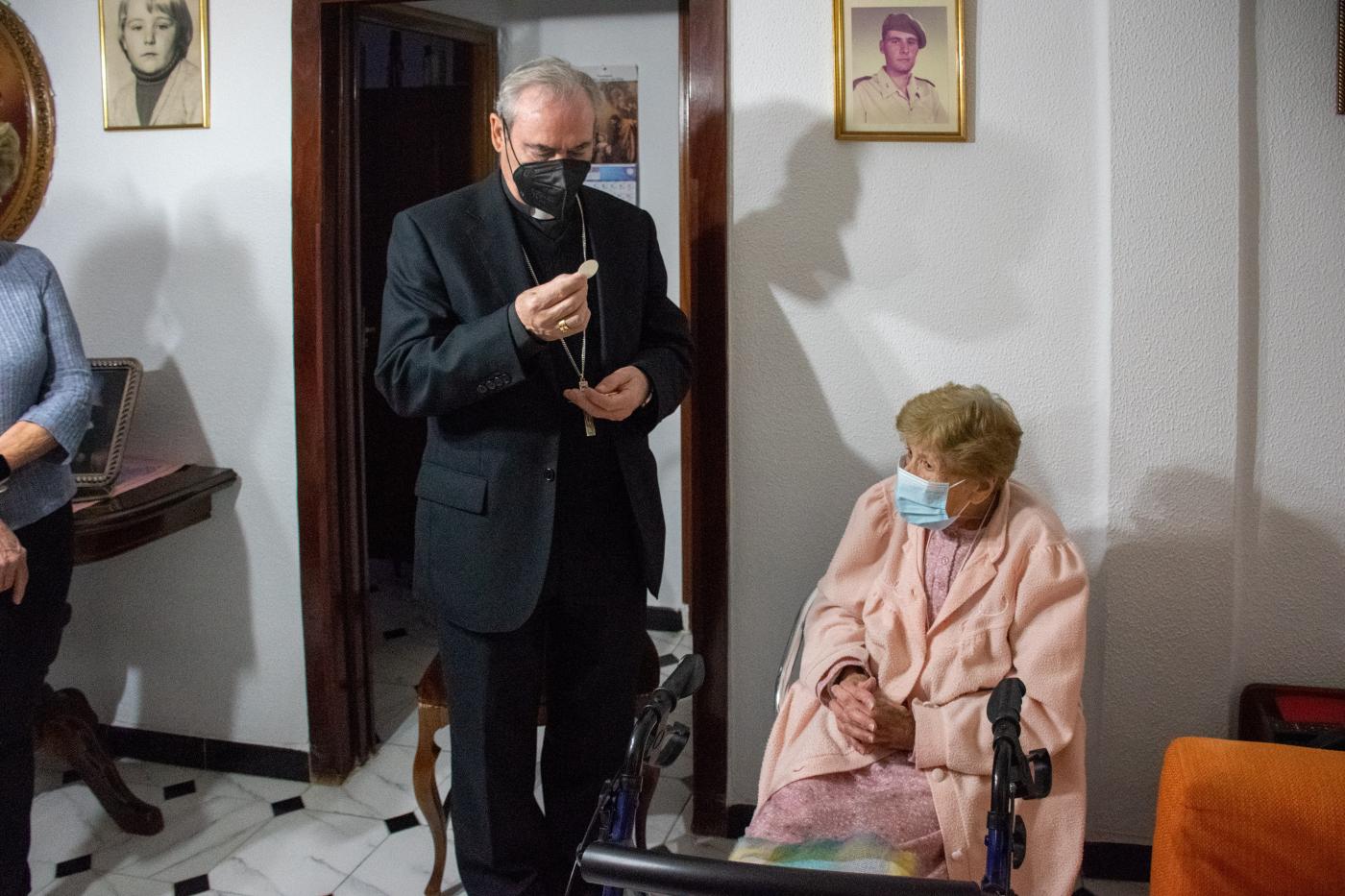 Visita Pastoral del Sr. Obispo a la parroquia Nuestra Señora del Pilar // R. MISAS