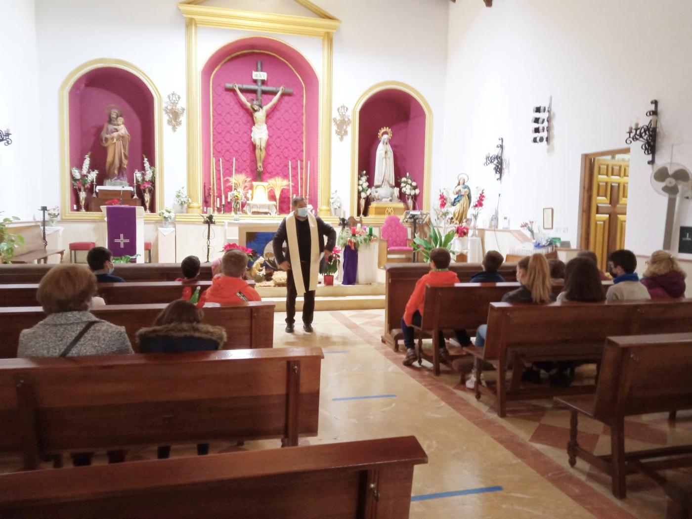 Los niños de Torremolinos y Álora sembraron las calles con la alegría de la Navidad
