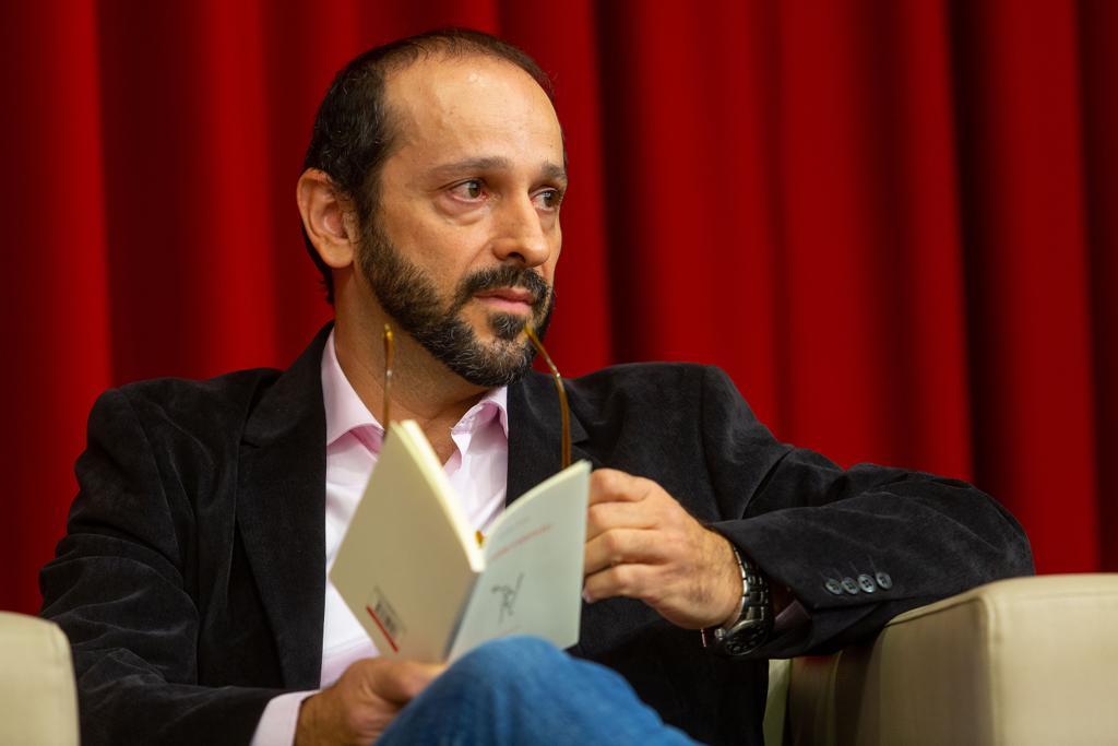 Daniel Cotta: «La poesía es una de las ofrendas más puras y dignas que puedo dedicar a Dios»