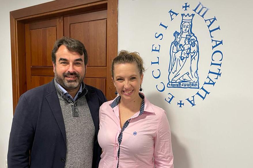 Marta Jiménez: «La imagen de la Patrona también está en los capotes de paseo»