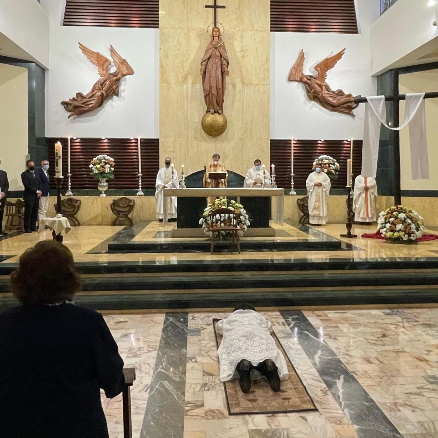 Profesión religiosa de Mª Carmen Martín Astorga, Misionera Idente // E. LLAMAS