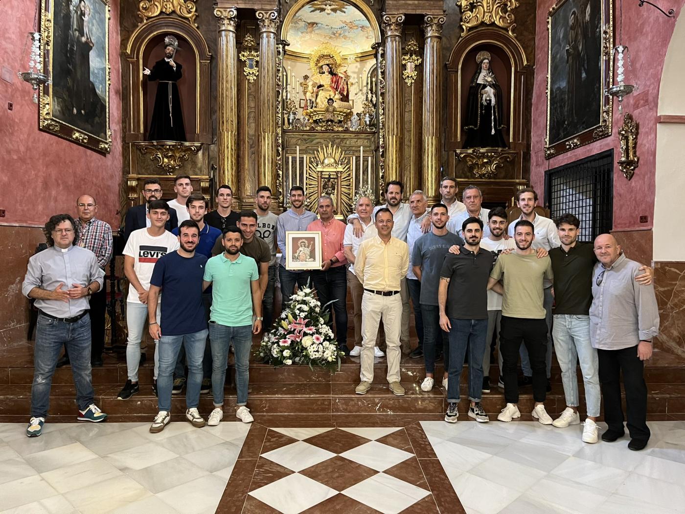 Ofrenda del Club Deportivo UMA a la Patrona del Deporte, la Divina Pastora de las Almas