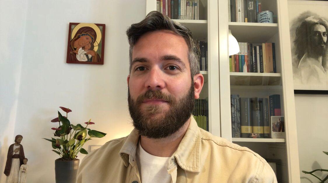 El profesor Andrés García Infante se aproxima al sufrimiento en su nuevo libro