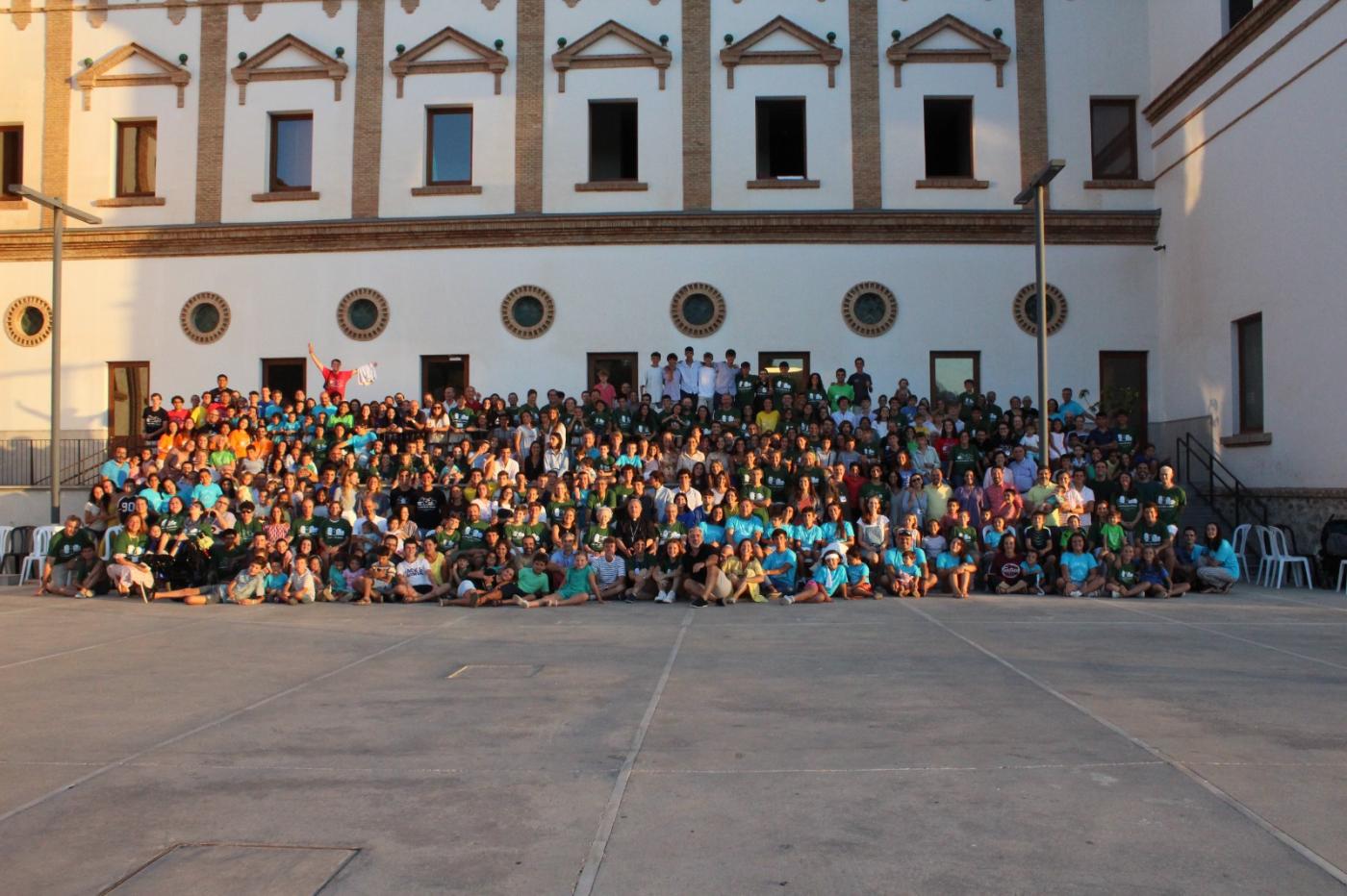 Foto de familia de "El Familión"