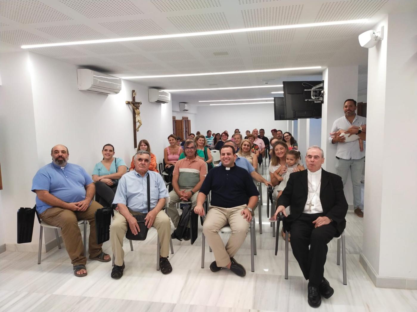 Convivencia de laicos y sacerdotes que participaron en el el encuentro de Barcelona