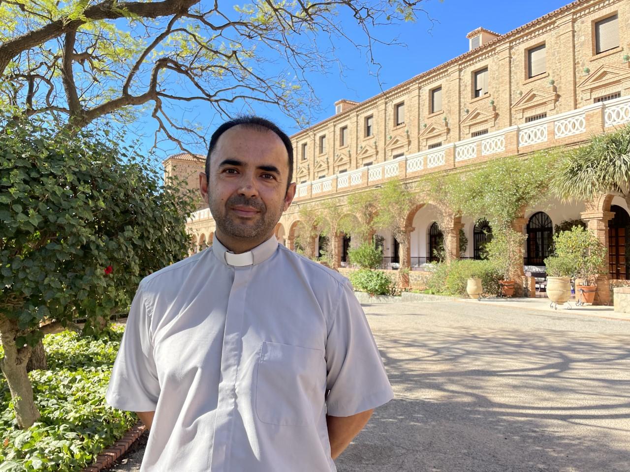 Comentario en texto al Evangelio, por el sacerdote David Morales