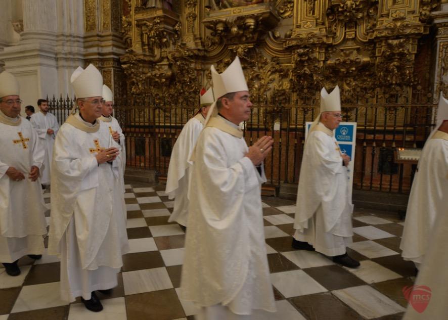 Mons. Catalá asiste a la toma de posesión del arzobispo coadjutor de Granada