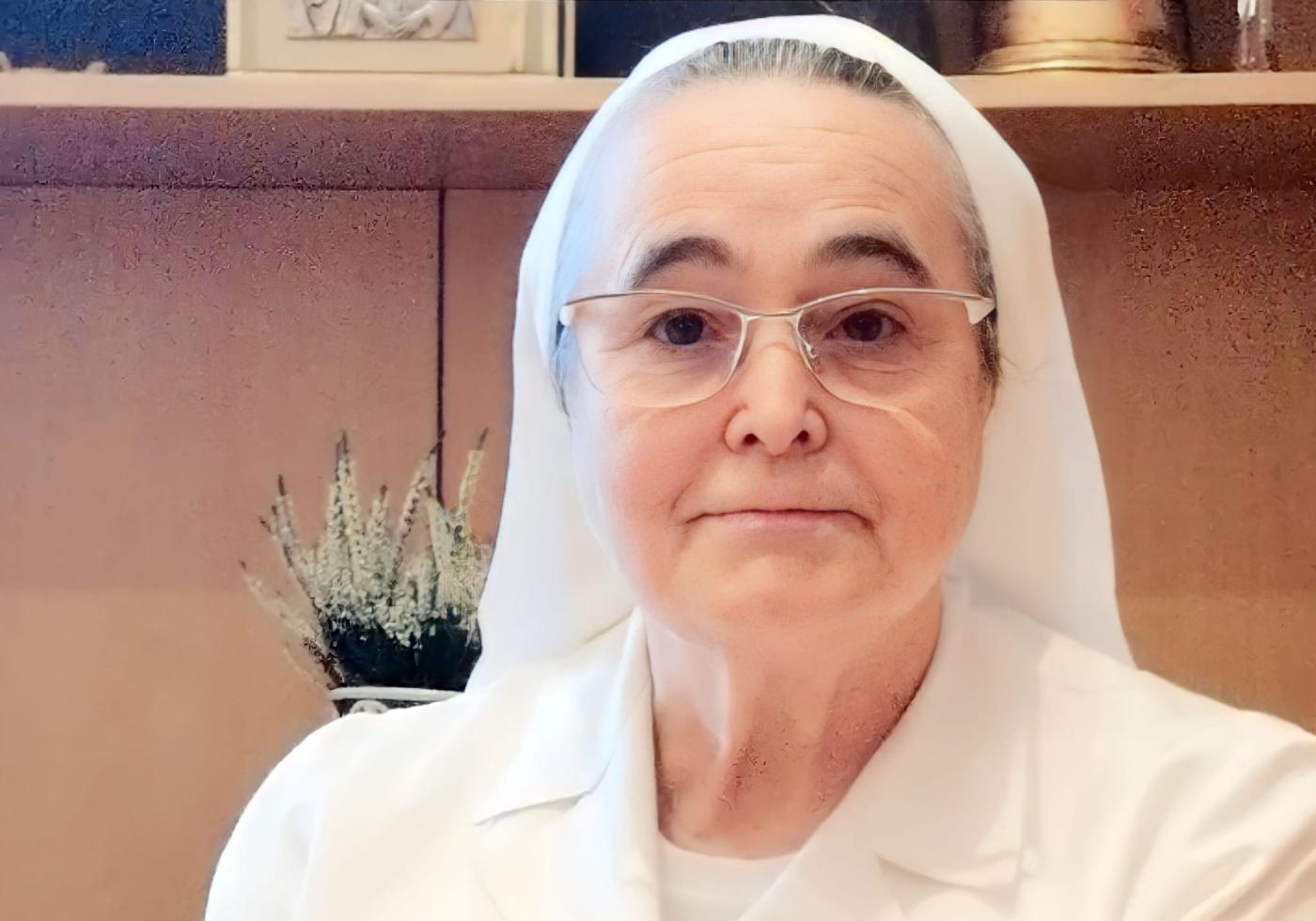 Reza el Rosario con los niños