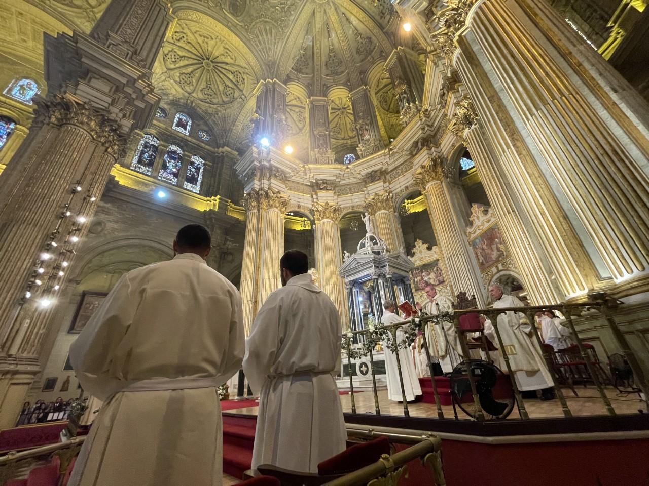 Ordenación de ocho diáconos en la Catedral de Málaga // E. LLAMAS