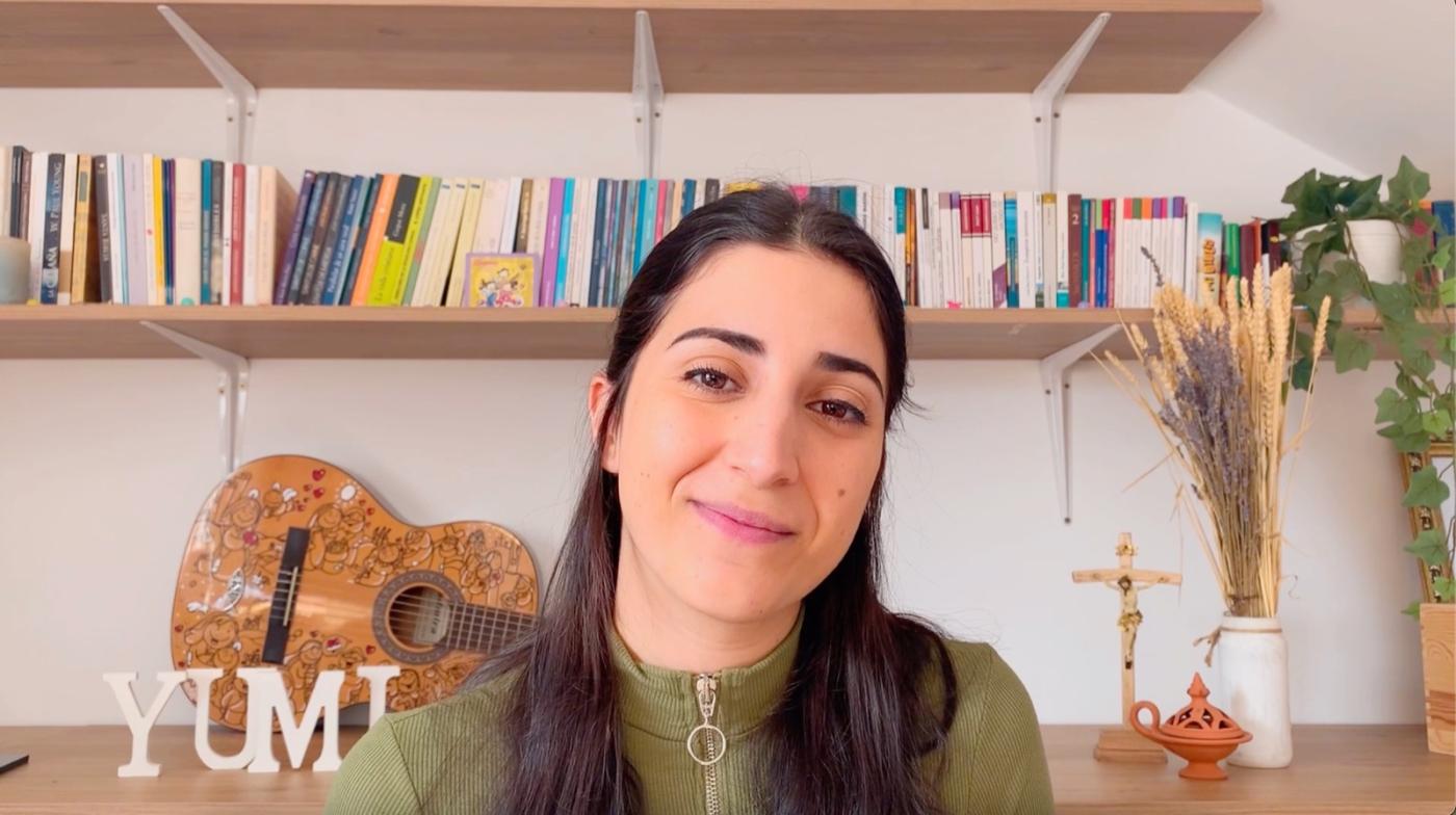 Paula Vega presenta su primer libro, Al son del Espíritu