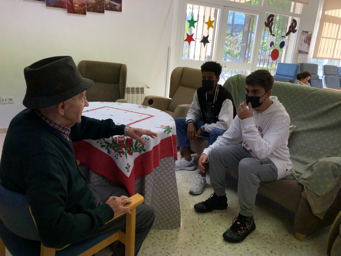 El Campo de Trabajo Lázaro lleva a las periferias a 61 jóvenes