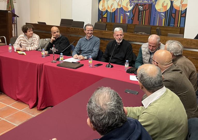 La Agrupación de Cofradías se suma a la campaña: "Yo, con mi Catedral"