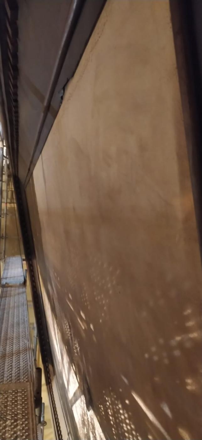 Aspecto de la parte trasera del lienzo