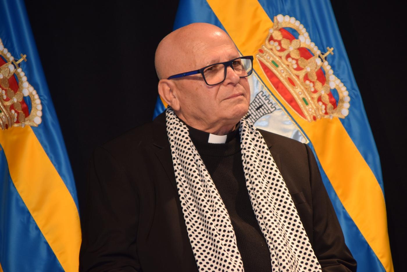 José Planas, recibe el nombramiento de hijo adoptivo de Alhaurín de la Torre