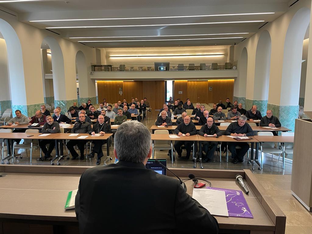 «La parroquia, una casa entre las casas»