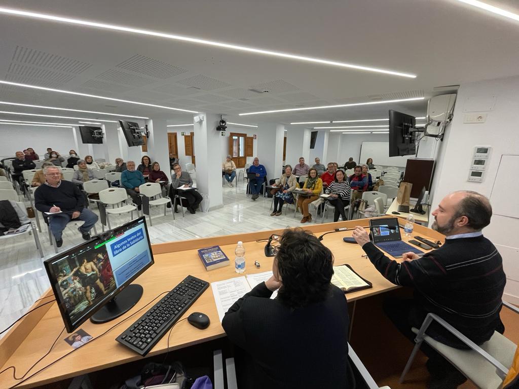 28-29 ABRIL: La felicidad será el hilo conductor de las primeras Jornadas sobre Teología y mundo actual del CESET