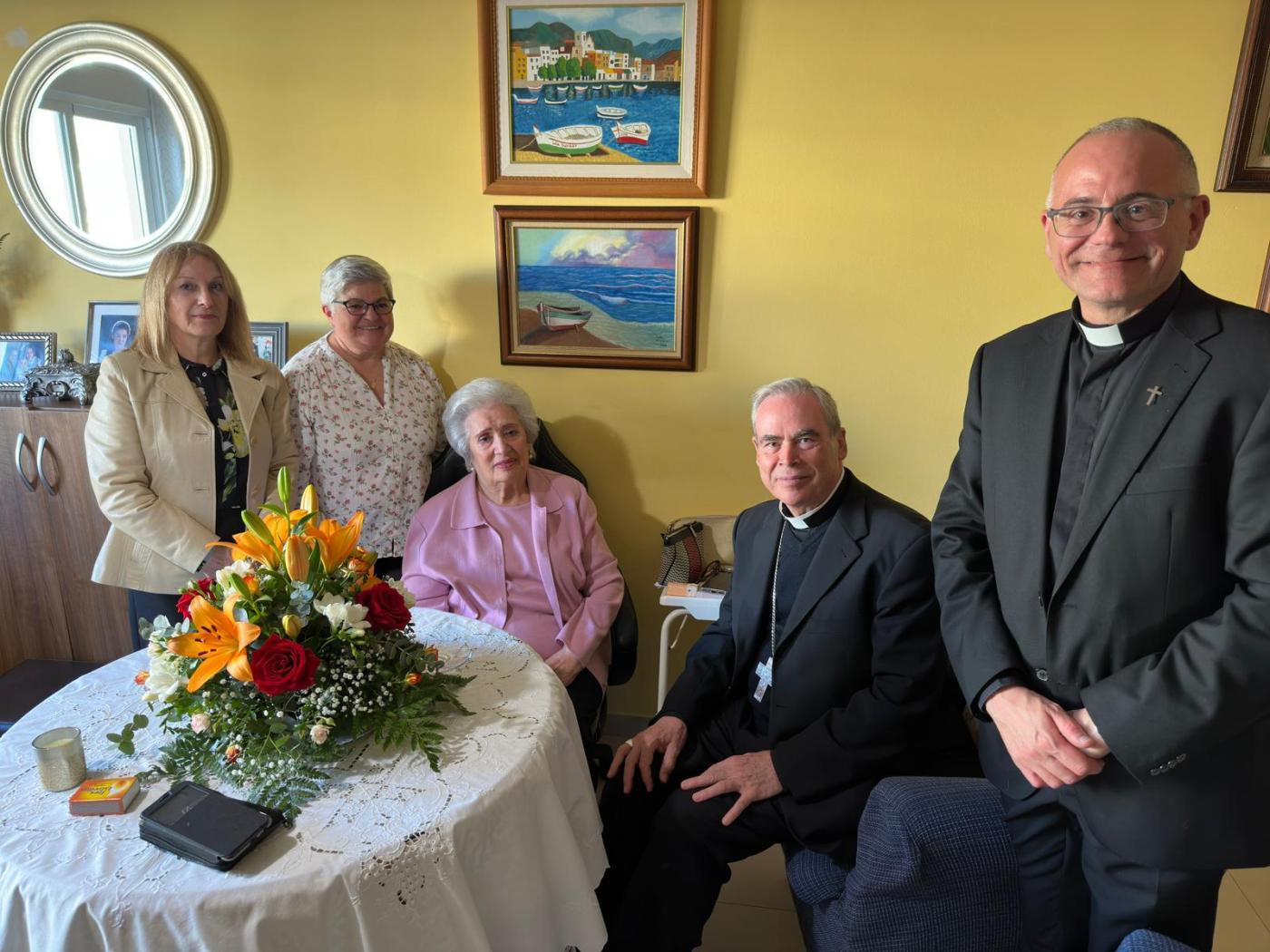 El Sr. Obispo visita la parroquia de El Salvador, en Nerja