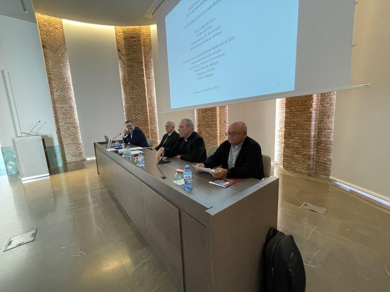 Jornadas de Formación para el Clero // E. LLAMAS