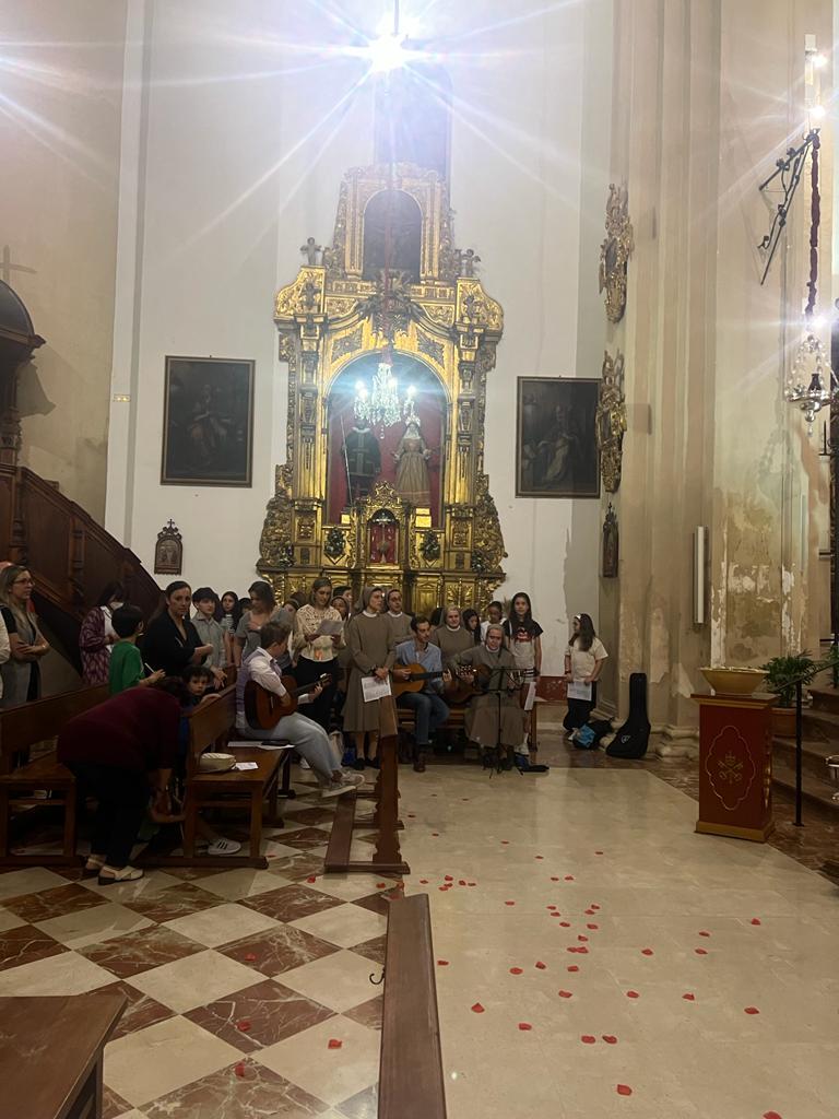 Jóvenes de Antequera celebran juntos la Pascua