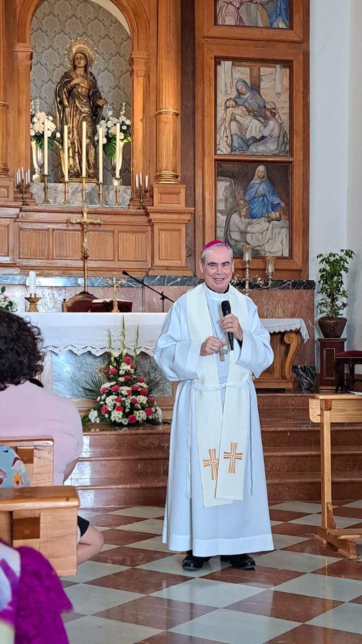 «Al pueblo de Iznate le gusta escuchar a D. Jesús»