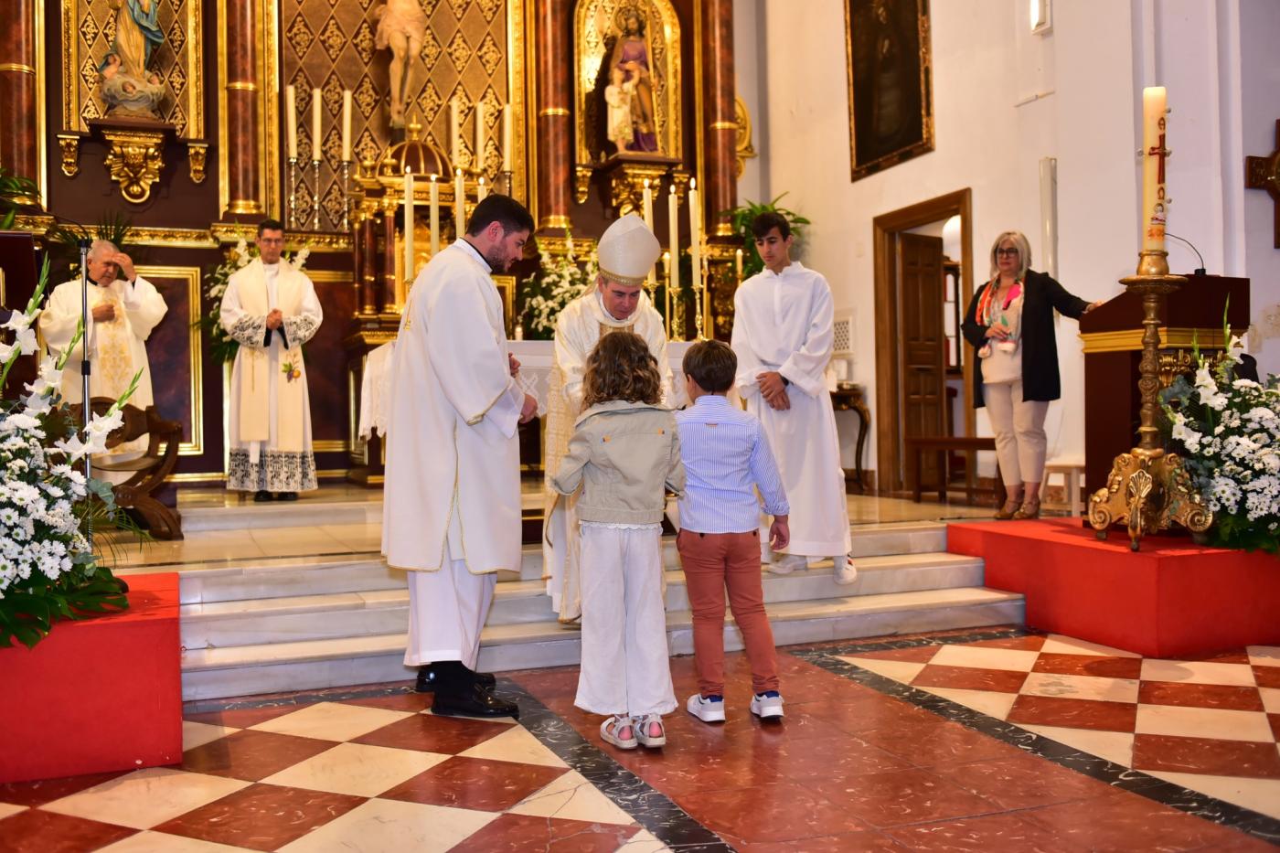 «La Visita de D. Jesús fortalece a la comunidad de Frigiliana para seguir trabajando por el Evangelio»