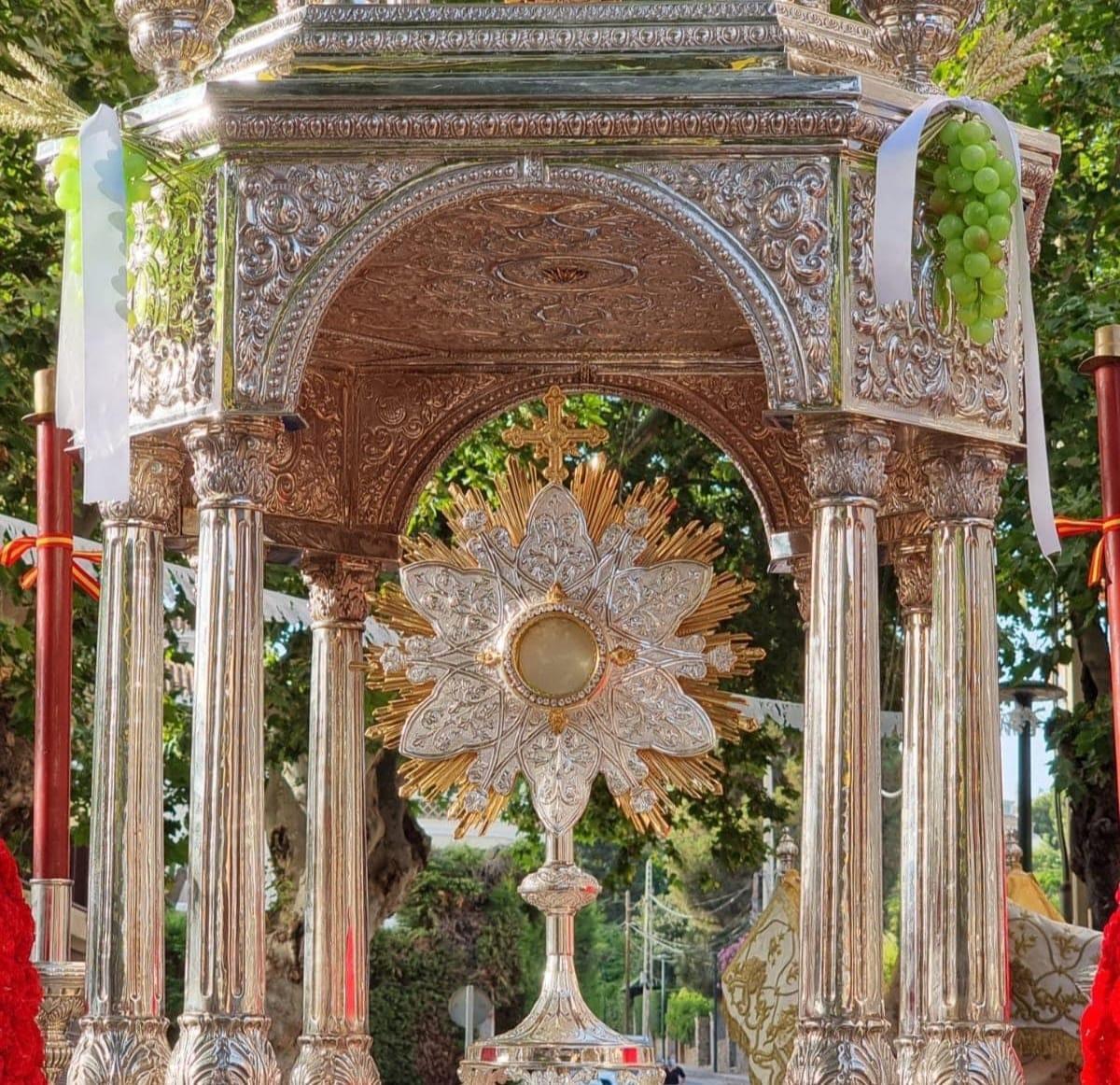 La parroquia del Santissimum Corpus Christi celebra su titular