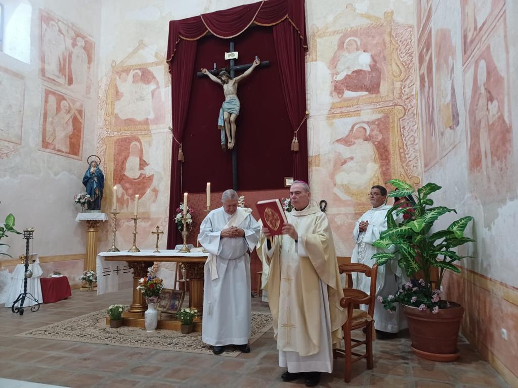 La parroquia de Nuestra Señora de la Encarnación en Benaque recibe al Sr. Obispo