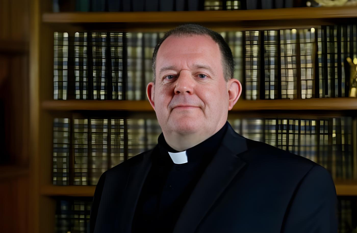 Pavel Gabor, SJ, vicedirector del Observatorio Vaticano en Tucson