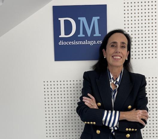 Elena Postigo: «Es muy importante formar bien a los jóvenes para que comprendan la dignidad que tiene el ser humano»