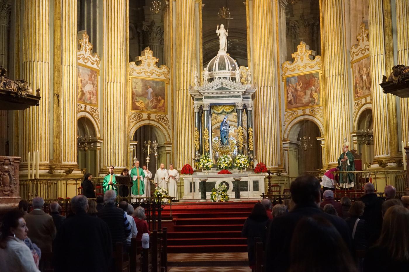 Clausura del centenario del fundador de las Misioneras Identes en la Catedral de Málaga