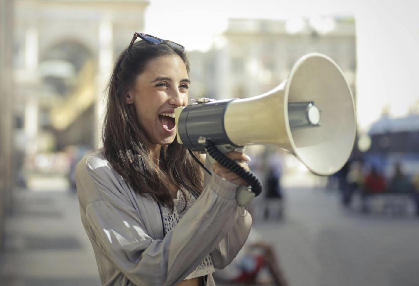 Comentario al Evangelio. Lo nuevo pide novedad