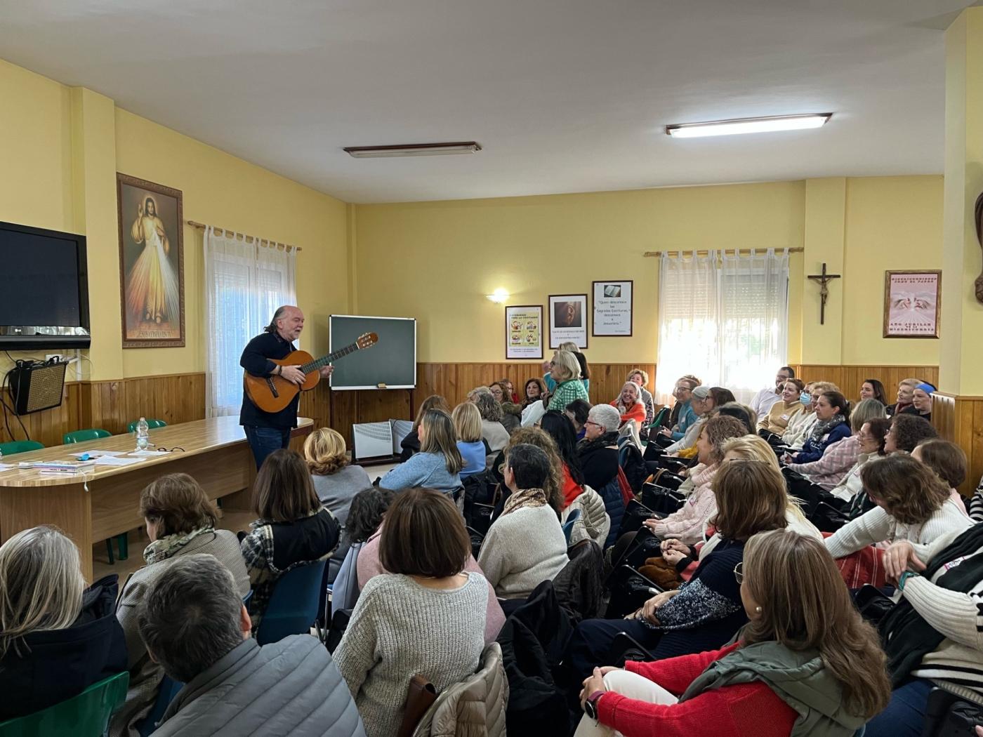 Los catequistas de Fuengirola-Torremolinos vibran con la melodía de Jesús