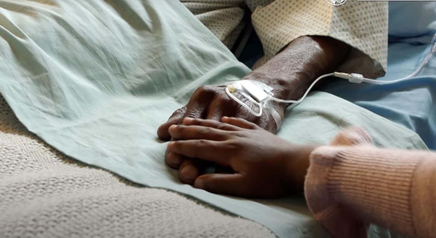 Francisco pide cuidar y acompañar a los enfermos terminales y sus familias